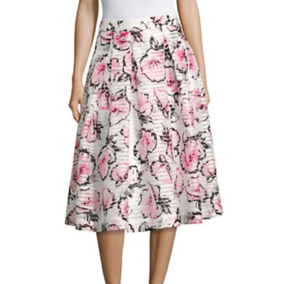 Karl Lagerfeld Dresses & Skirts - KARL LAGERFELD Paris peony floral print skirt